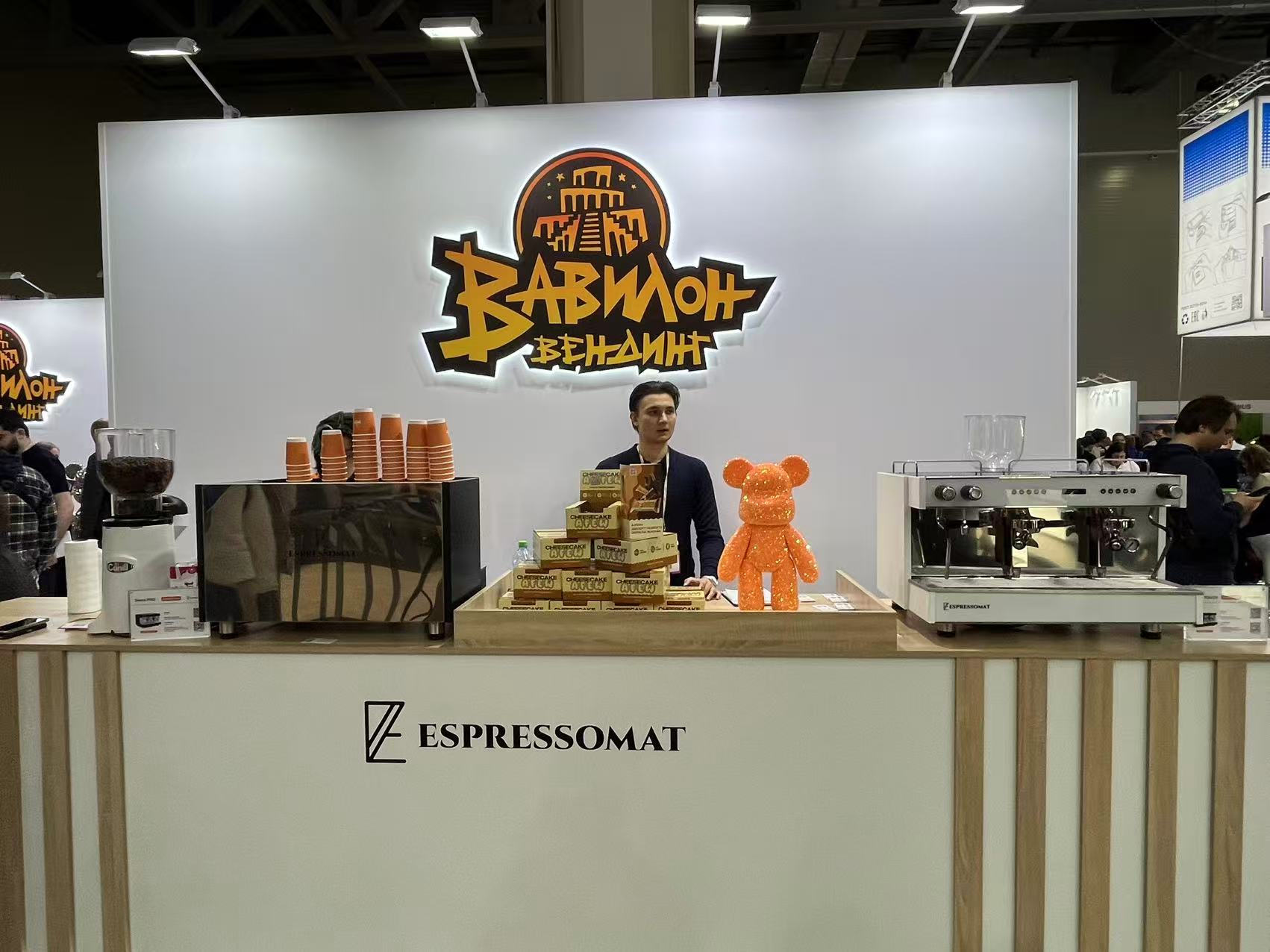 伟佳展览.jpg 伟佳展览.jpg