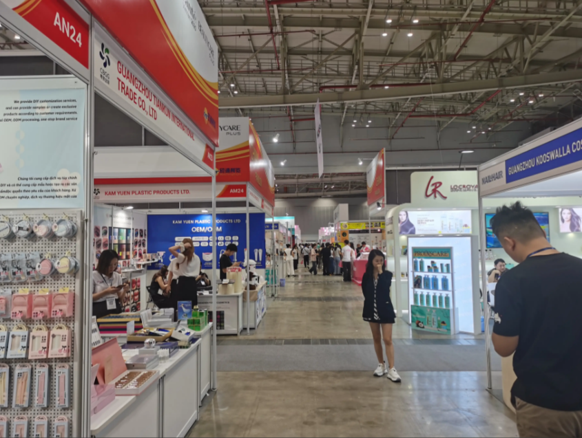 越南胡志明零售及特许经营展览会.png